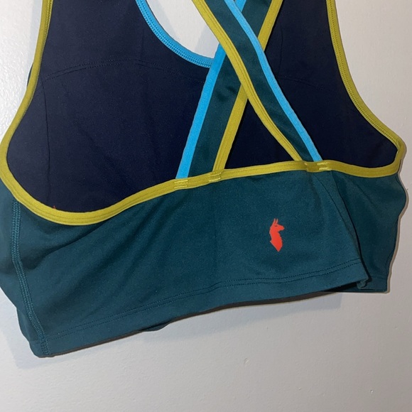 cotopaxi Mari crop top with built in bra - Picture 5 of 9